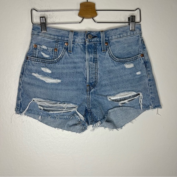 Levi’s 501 distressed Jean shorts Sz 27 high rise light wash - Picture 4 of 7